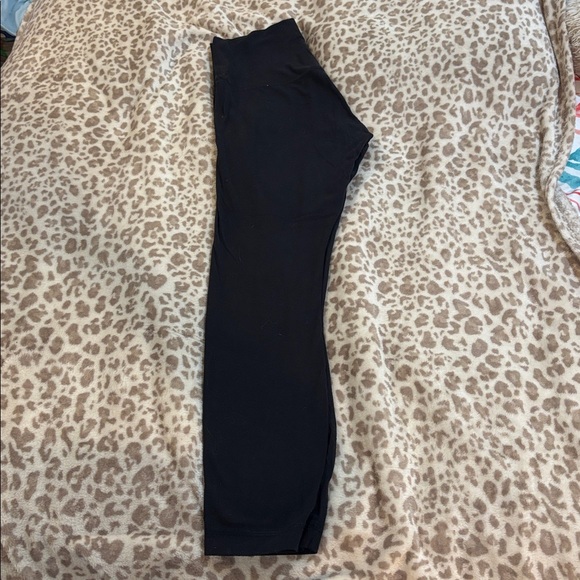 LULULEMON black align leggings - Picture 2 of 3